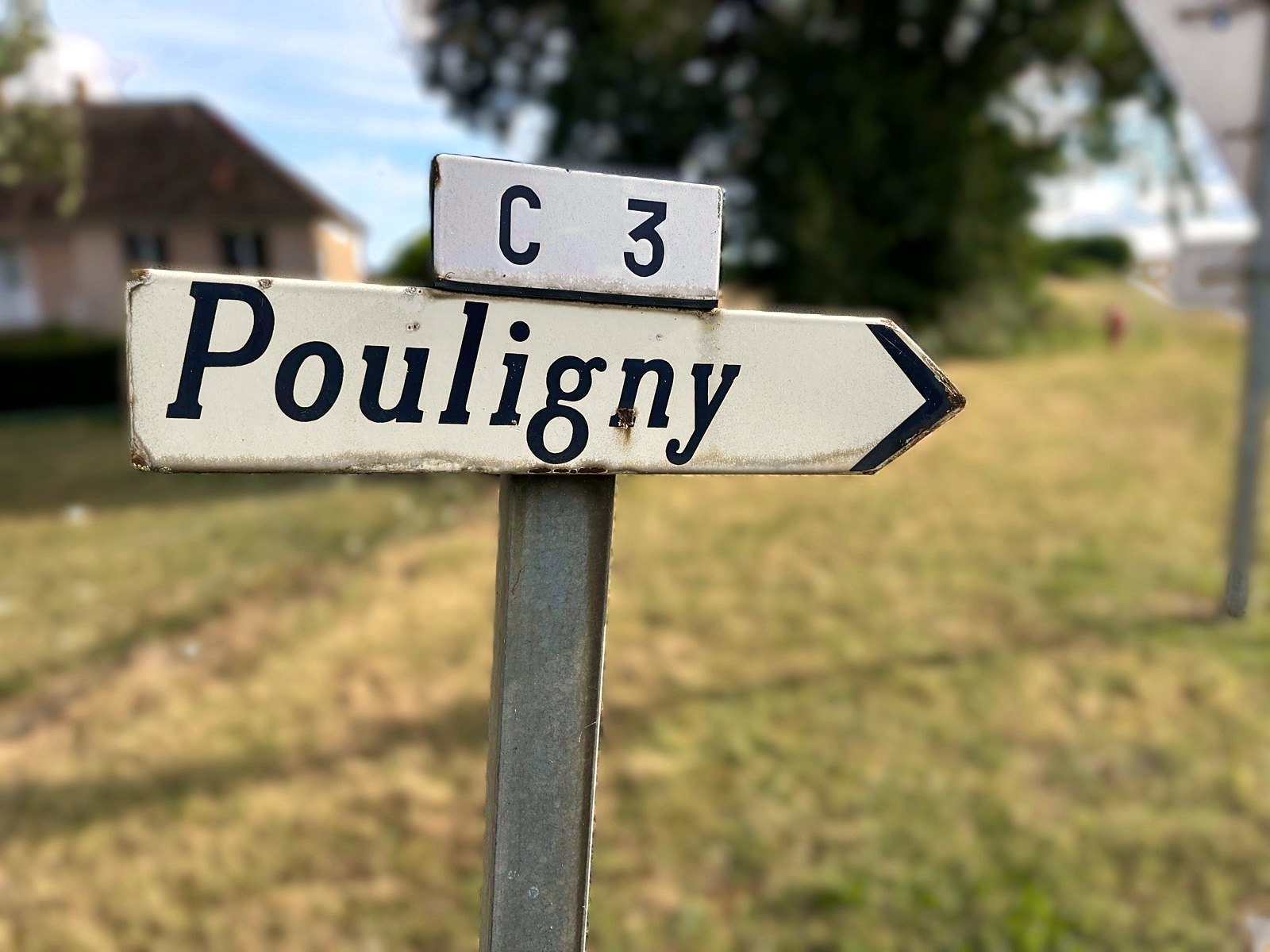 Wegwijzer naar Pouligny